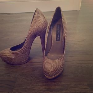 Steven “slique” pump